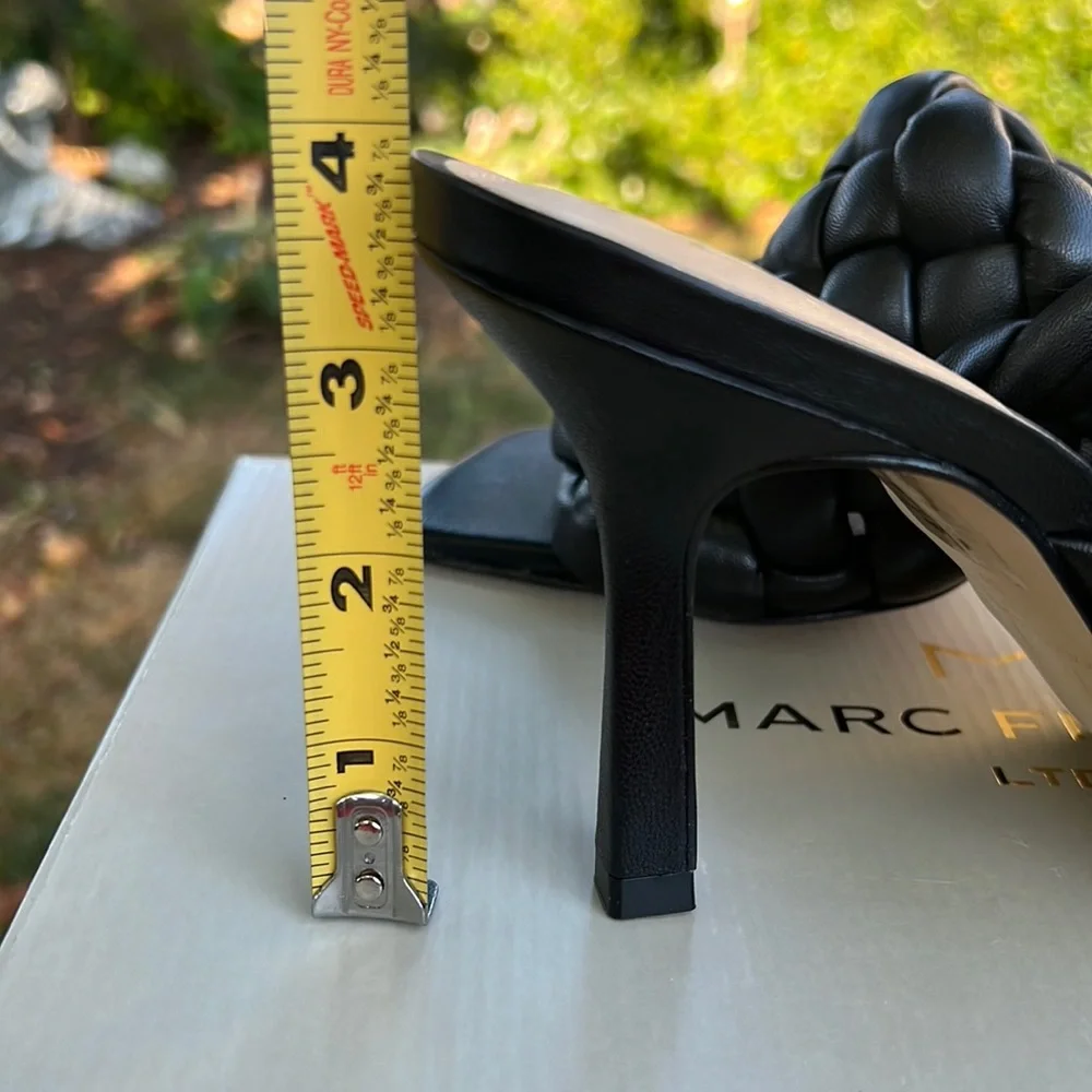 MARC FISHER DAKINA SQUARE TOE SLIDE new with box